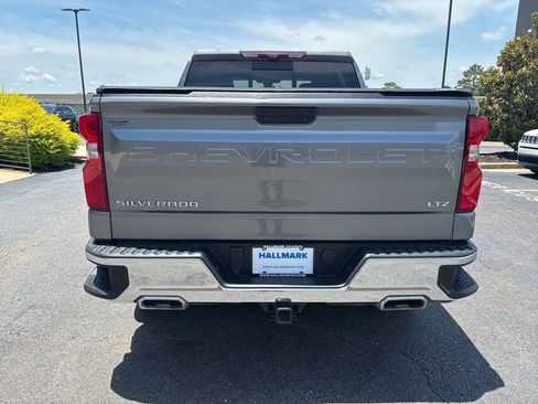 Used 2021 Chevrolet Silverado 1500 LTZ w/ LTZ Premium Package AWD/4WD image 6
