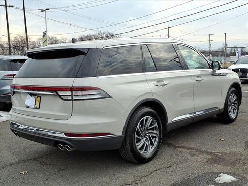 Certified 2023 Lincoln Aviator AWD w/ Elements Package image 5