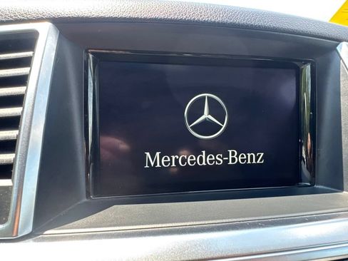 Used 2015 Mercedes-Benz ML 350 4MATIC image 19