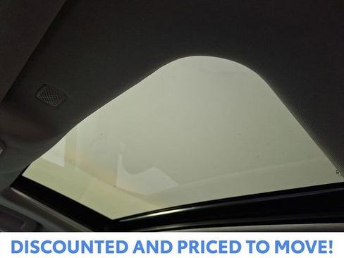 Certified 2022 Toyota Highlander XLE image 16