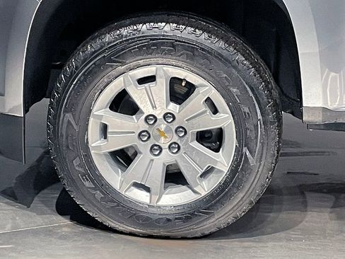 Used 2022 Chevrolet Colorado LT w/ LT Convenience Package image 17