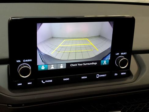 Certified 2025 Honda Accord SE image 4