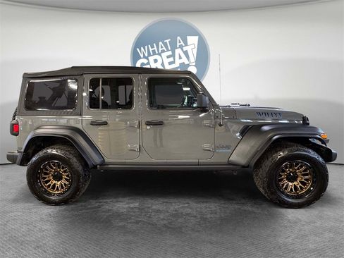 Used 2023 Jeep Wrangler Unlimited w/ Cold Weather Group image 2