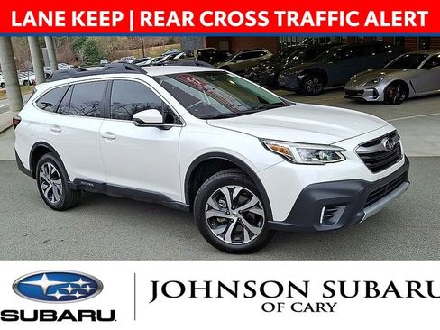 Used 2022 Subaru Outback Limited image 2