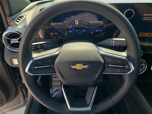 New 2025 Chevrolet Blazer EV LT image 26