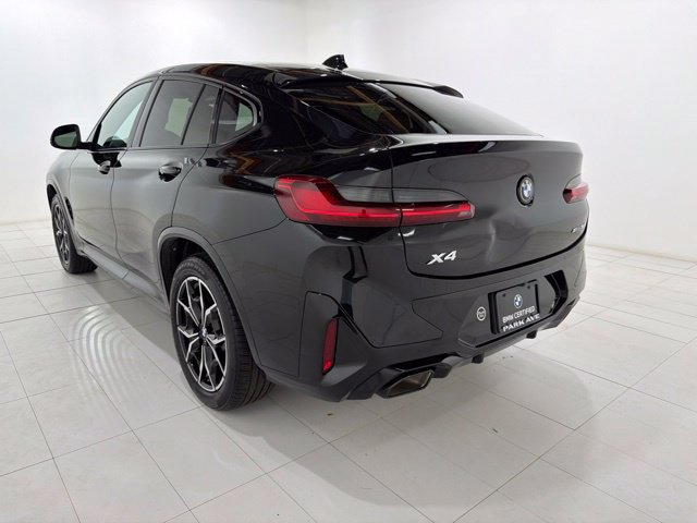 Certified 2024 BMW X4 xDrive30i w/ Premium Package AWD/4WD image 3
