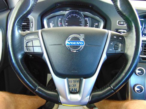 Used 2015 Volvo S60 T5 Premier w/ Climate Package AWD/4WD image 12