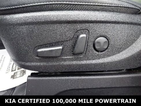 Certified 2024 Kia Telluride EX w/ EX Captain's Chair Package FWD image 22