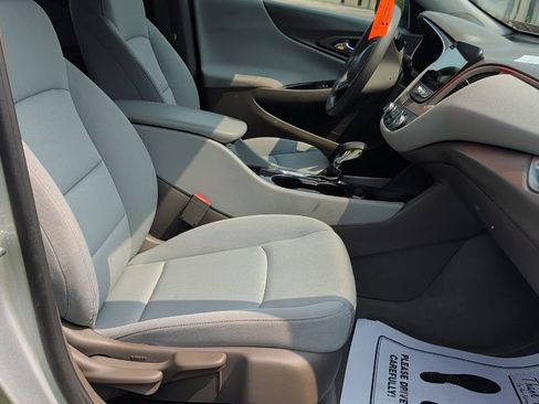 Used 2022 Chevrolet Malibu LS FWD image 15
