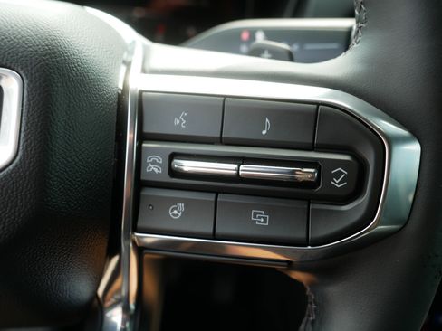 Used 2025 GMC Terrain Elevation w/ Elevation Premium Package AWD/4WD image 29