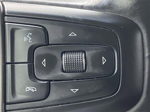 Used 2022 GMC Yukon AT4 image 16