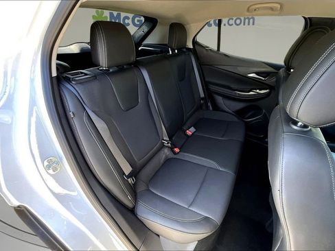 Used 2025 Buick Encore GX Preferred AWD/4WD image 22