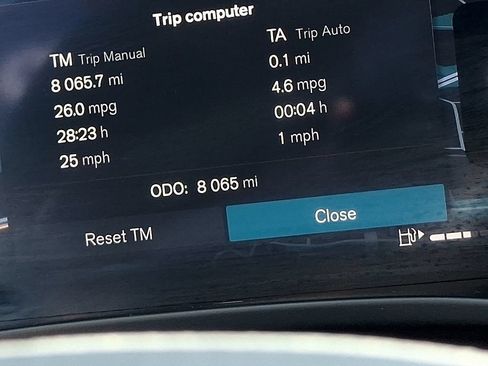 Certified 2026 Volvo XC40 B5 Plus AWD/4WD image 19