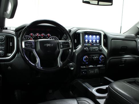 Used 2021 Chevrolet Silverado 2500 LTZ w/ LTZ Plus Package AWD/4WD image 2