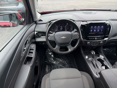 Used 2020 Chevrolet Traverse LT AWD/4WD image 16