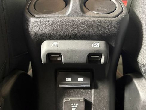 Used 2023 Jeep Gladiator Rubicon w/ Cold Weather Group AWD/4WD image 28