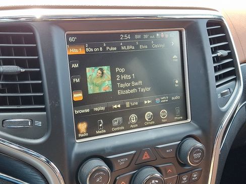 Used 2017 Jeep Grand Cherokee Summit image 20