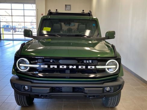 New 2025 Ford Bronco Outer Banks image 11