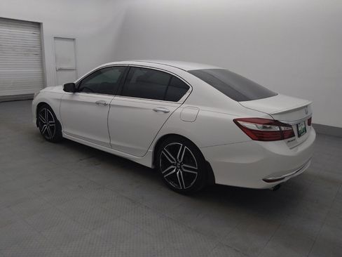 Used 2017 Honda Accord Sport image 3