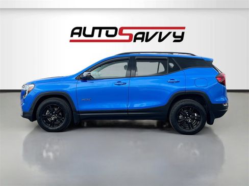 Used 2024 GMC Terrain AT4 w/ Infotainment Package II image 4