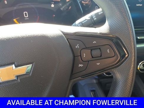 Used 2025 Chevrolet TrailBlazer LT AWD/4WD image 18