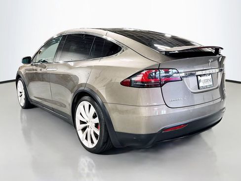 Used 2016 Tesla Model X Performance image 9