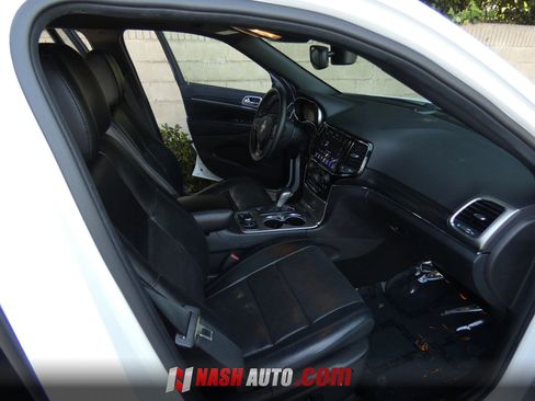 Used 2019 Jeep Grand Cherokee Limited w/ Luxury Group II AWD/4WD image 25