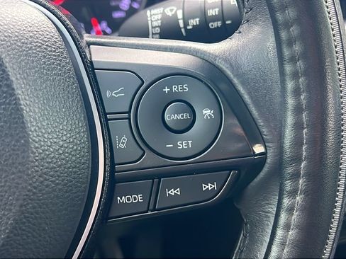 Used 2021 Toyota RAV4 XLE Premium FWD image 22