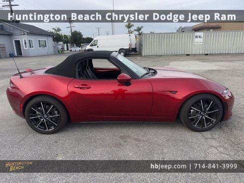 Used 2024 MAZDA MX-5 Miata Grand Touring image 4