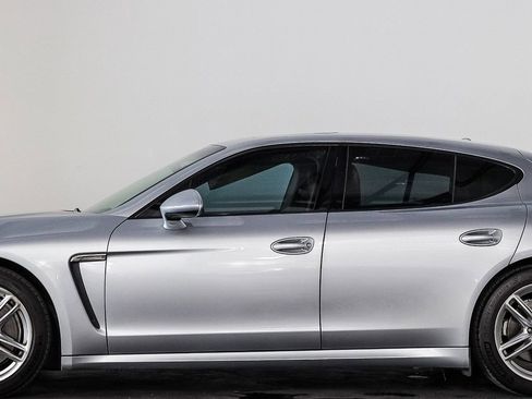 Used 2014 Porsche Panamera 4 image 6