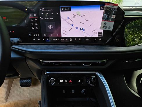 New 2025 Audi Q5 Premium Plus image 15