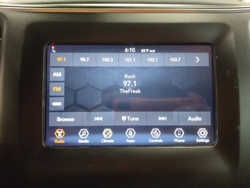 Used 2021 Jeep Cherokee Latitude Lux AWD/4WD image 25