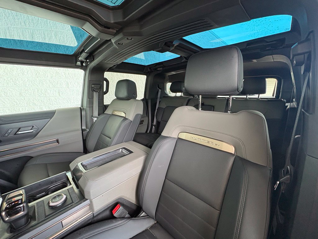 Certified 2024 GMC Hummer EV 3X AWD/4WD image 2