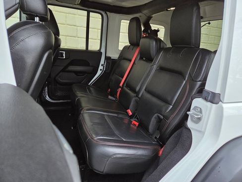 Used 2020 Jeep Wrangler Unlimited Rubicon w/ Quick Order Package 28Y Recon image 37