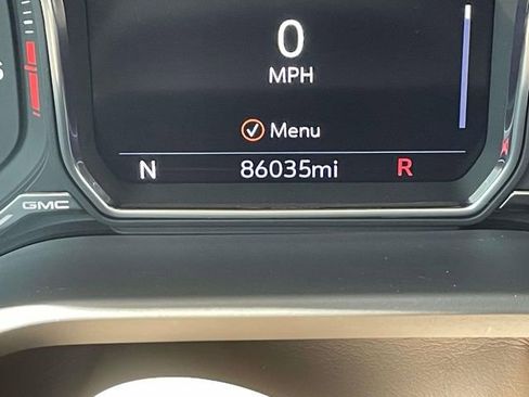 Certified 2021 GMC Yukon Denali w/ Denali Premium Package AWD/4WD image 26