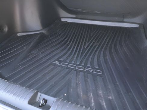 Certified 2024 Honda Accord LX image 9