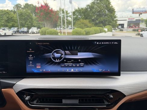 New 2026 BMW i4 eDrive40 w/ Premium Package RWD image 27