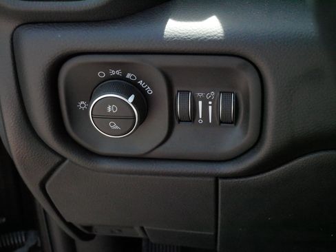 Used 2020 RAM 2500 Laramie AWD/4WD image 26