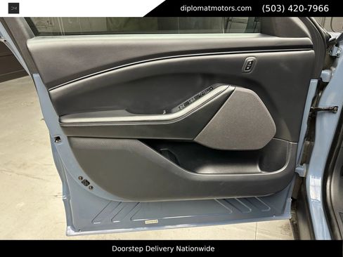 Used 2023 Ford Mustang Mach-E Select image 22