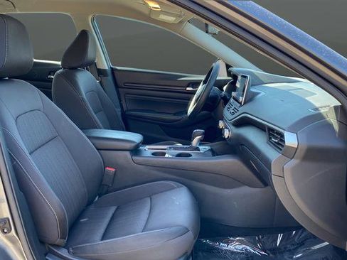 Used 2020 Nissan Altima 2.5 S FWD image 22