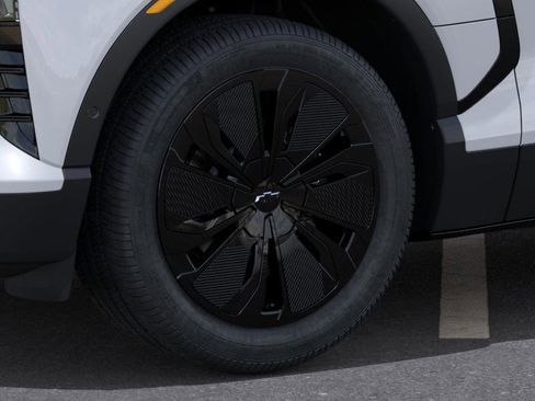New 2026 Chevrolet Blazer EV LT image 10