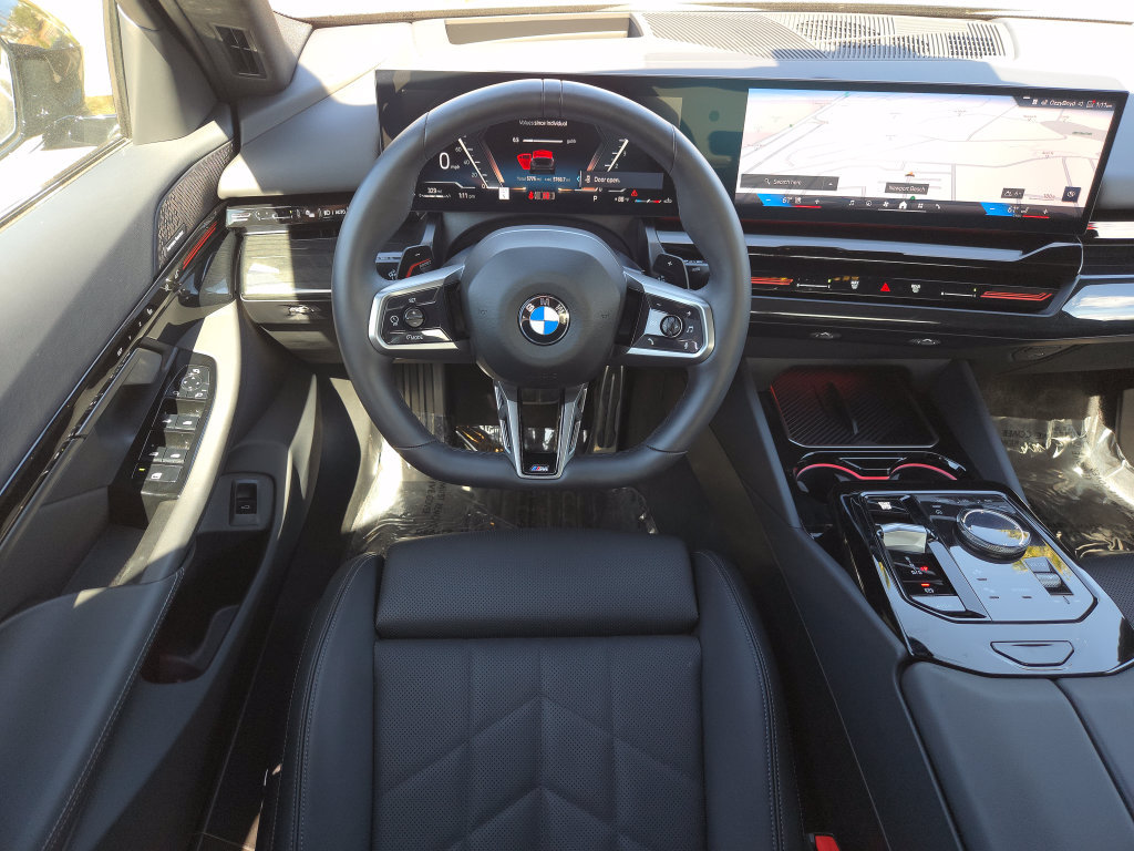 Used 2026 BMW 530i w/ M Sport Package RWD image 21