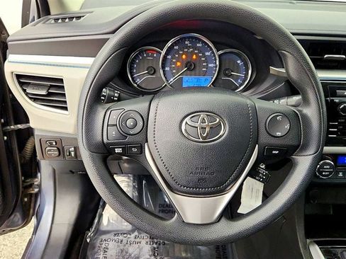 Used 2016 Toyota Corolla LE FWD image 13