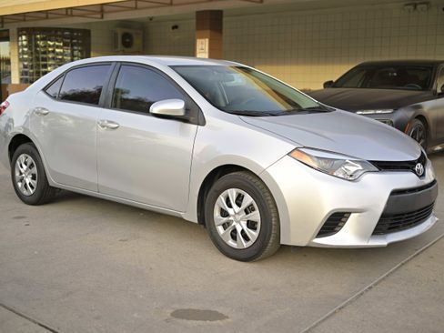 Used 2015 Toyota Corolla L w/ Protection Package image 5