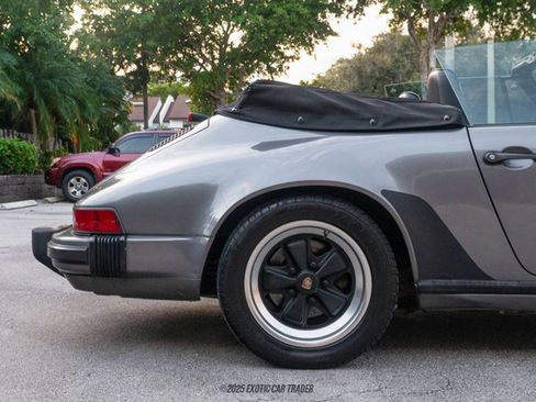 Used 1986 Porsche 911 Carrera RWD image 10