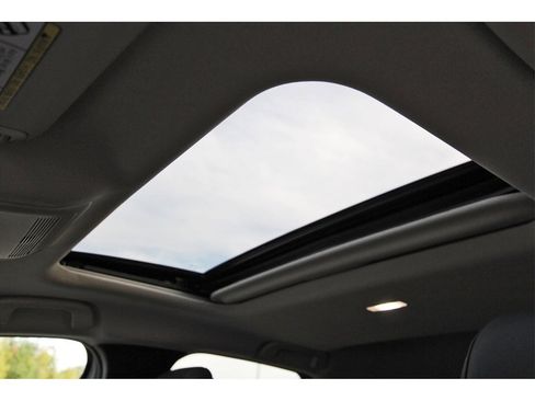 Certified 2025 MAZDA CX-30 AWD 2.5 S w/ Premium Package image 26