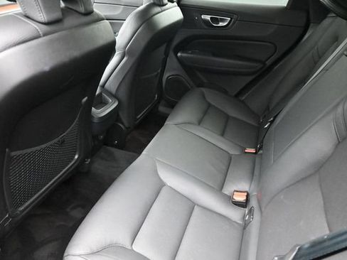 Used 2024 Volvo XC60 B5 Plus AWD/4WD image 18