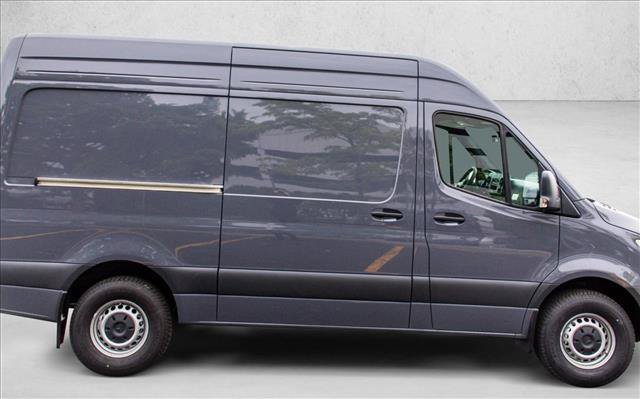 Used 2026 Mercedes-Benz Sprinter 2500 image 4