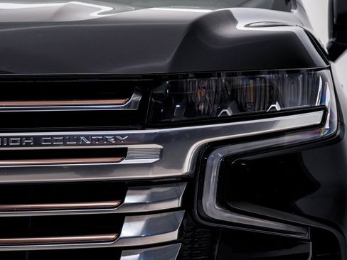 Used 2023 Chevrolet Tahoe High Country w/ Advanced Technology Package image 7