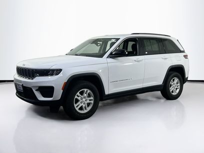 Used 2023 Jeep Grand Cherokee Laredo